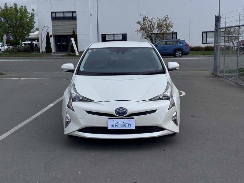2016 Toyota Prius New Shape Facelift, photo 2