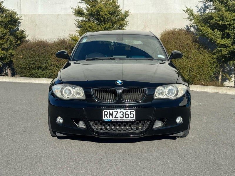 2005 BMW 130i 6 Speed Manual M-Sport, photo 2