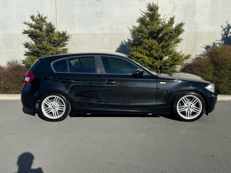 2005 BMW 130i 6 Speed Manual M-Sport, photo 3
