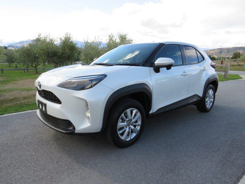 2024 Toyota Yaris Cross 1.5 Hybrid G 4WD, photo 2