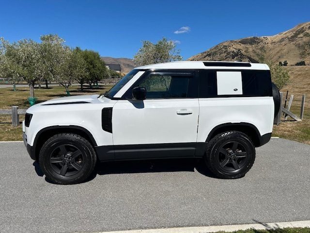2021 Land Rover Defender 90 P300 2.0P, photo 3