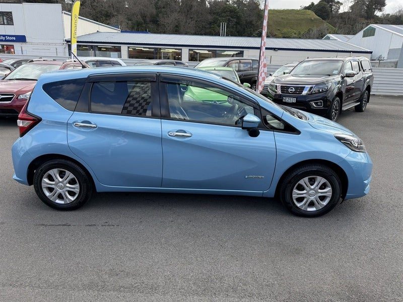 2018 Nissan Note E-POWER X, photo 2