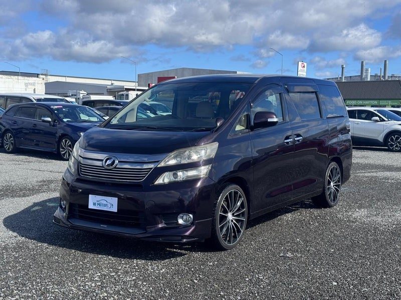2012 Toyota Vellfire 2.4V, 7 Seater