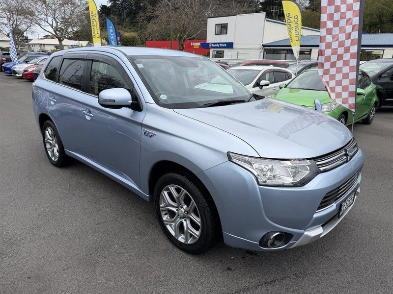 2014 Mitsubishi Outlander PHEV G 4WD