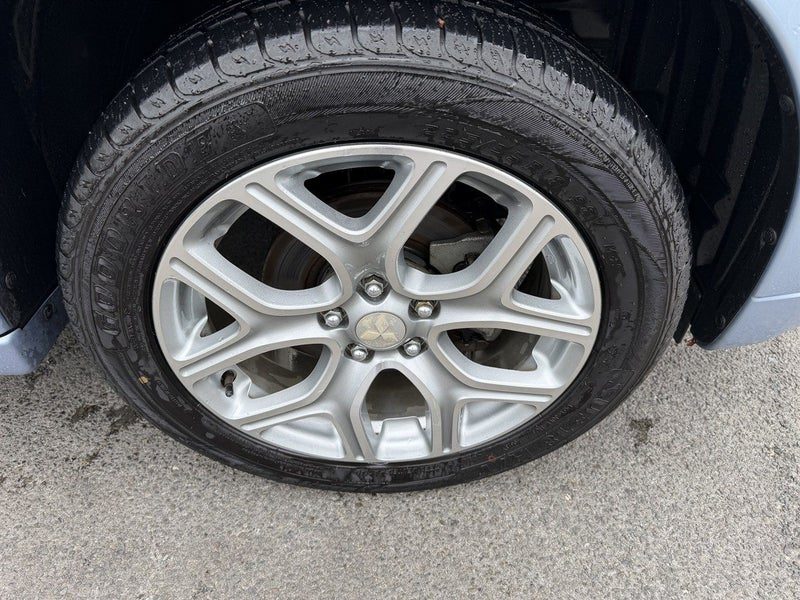 2014 Mitsubishi Outlander PHEV G 4WD, photo 3