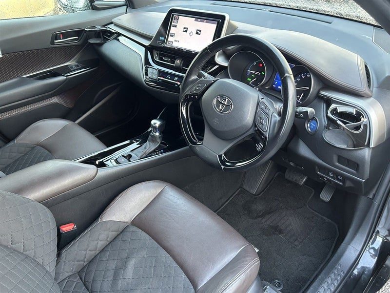 2017 Toyota C-HR G HYBRID, photo 3