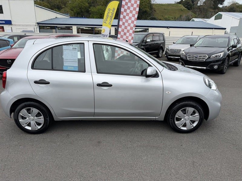 2015 Nissan March S, photo 2