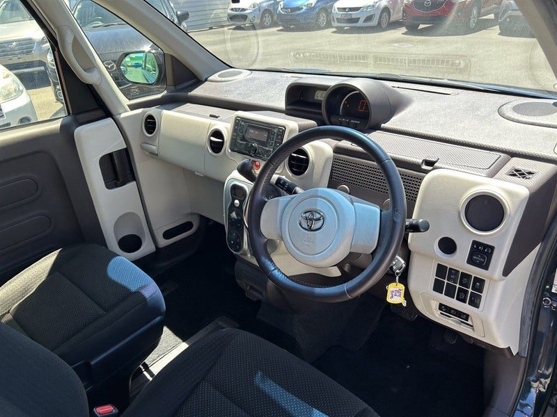 2016 Toyota Spade G, photo 3