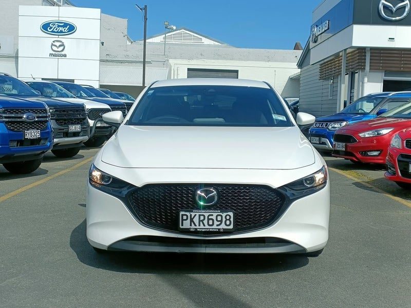 2022 Mazda 3 GSX 2.0L/6AT, photo 2