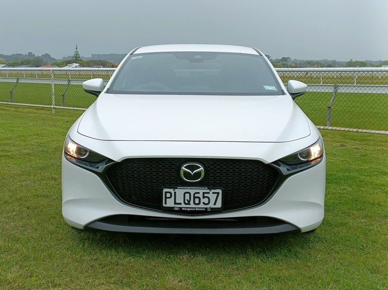 2022 Mazda 3 GSX 2.0L/6AT, photo 2