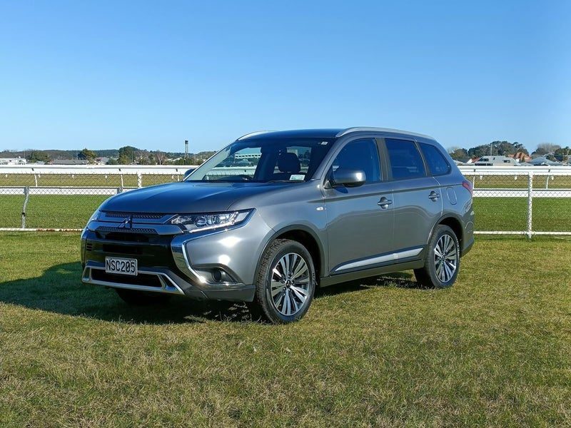 2021 Mitsubishi Outlander LS 2.4P/CVT