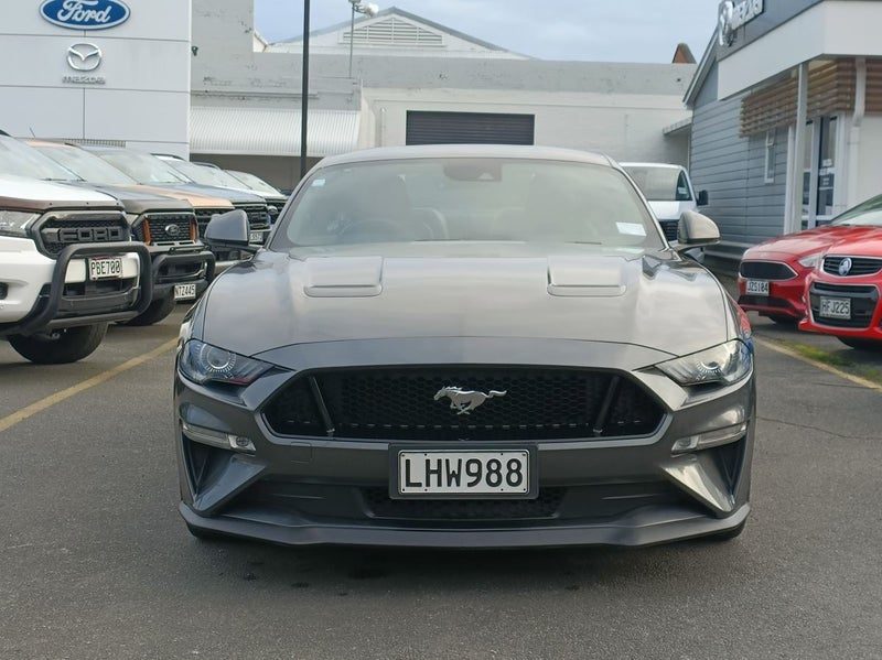 2018 Ford Mustang 5.0L V8 Fastback, photo 2