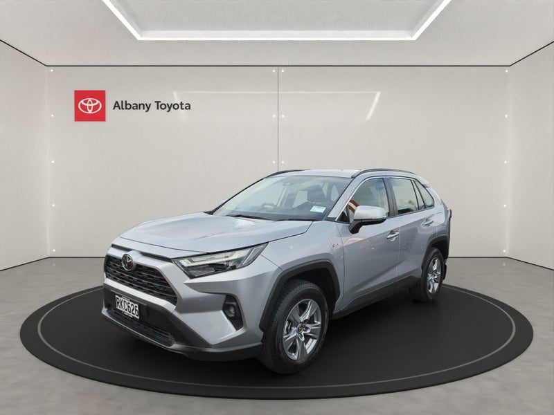 2025 Toyota RAV4 GX, photo 2