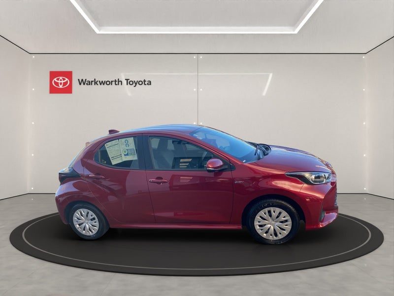 2024 Toyota Yaris GX 1.5, photo 2