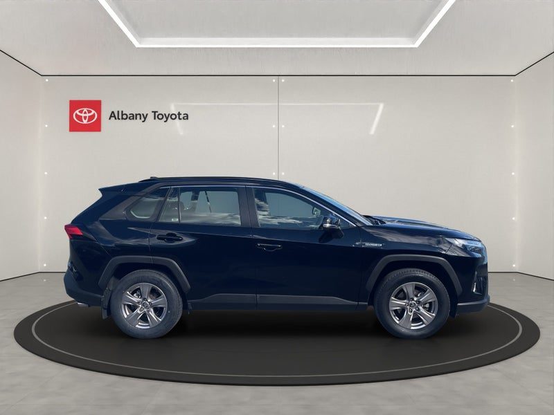 2024 Toyota RAV4 GX, photo 2