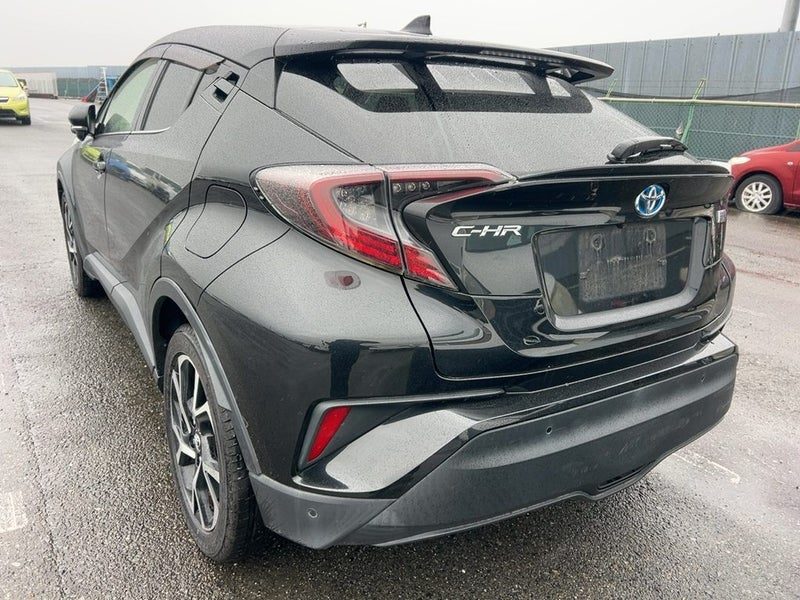 2017 Toyota C-HR, photo 2
