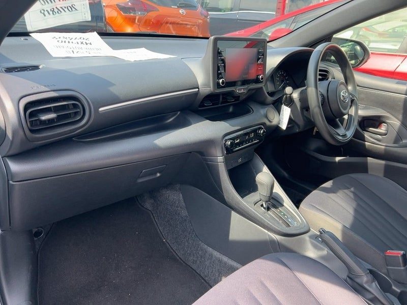 2021 Toyota Yaris, photo 3