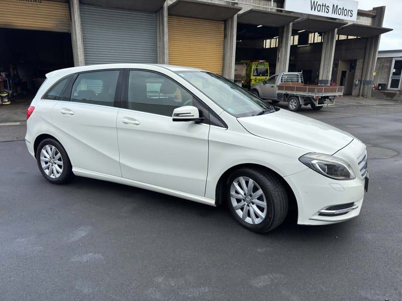 2013 Mercedes-Benz B 180 B180, photo 3