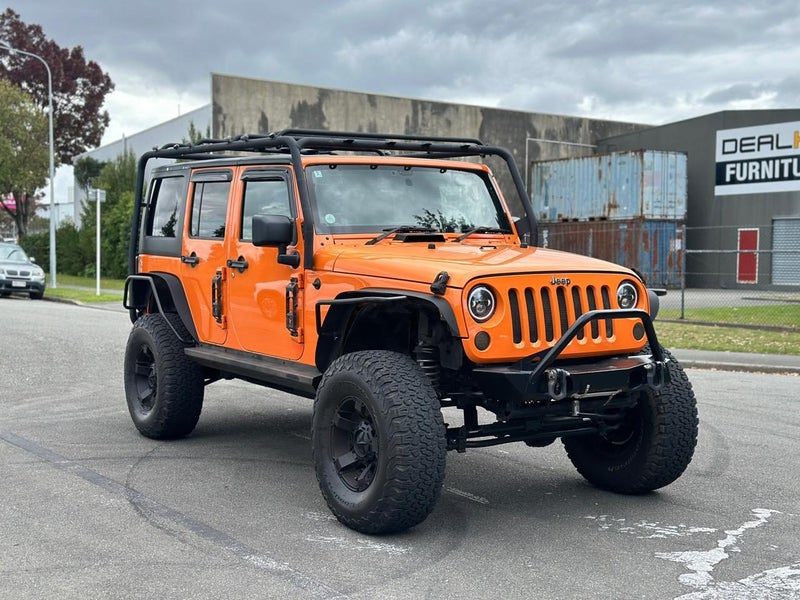 2012 Jeep Wrangler, photo 3