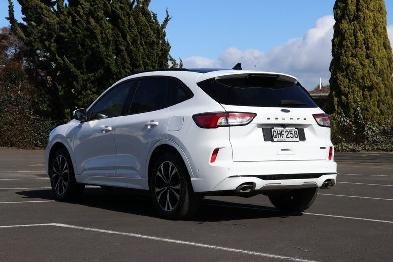 2023 Ford Escape ST-Line X PHEV, photo 2