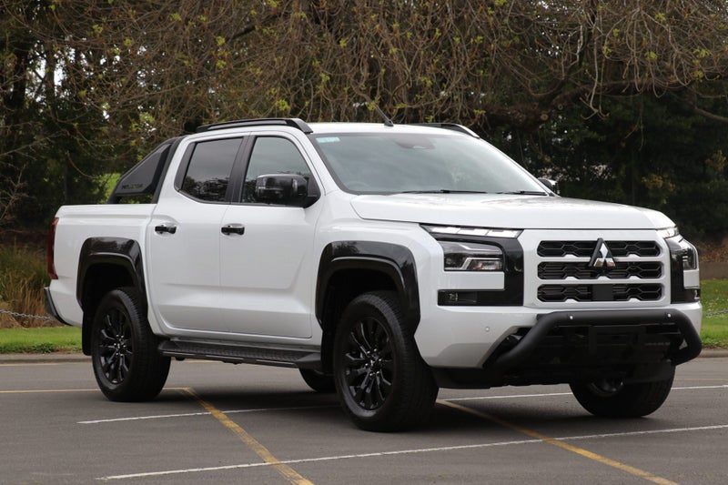 2026 Mitsubishi Triton VRX 4WD Auto