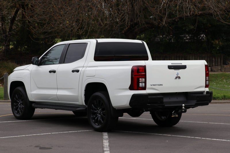 2026 Mitsubishi Triton GLXR 2WD Automatic, photo 2