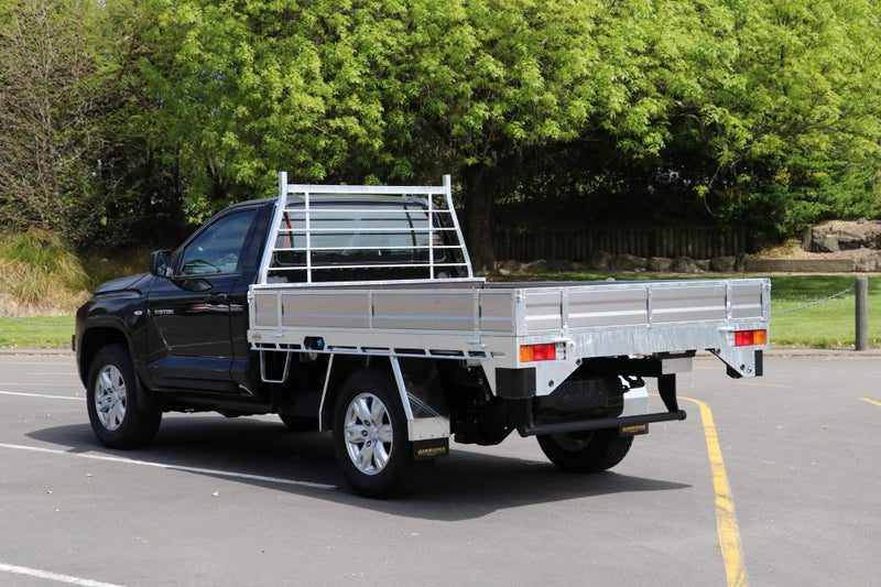 2026 Mitsubishi Triton GLX, photo 2