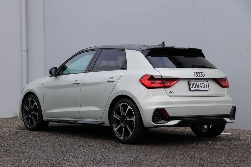 2024 Audi A1 35 TFSI S Line 1.5P, photo 2