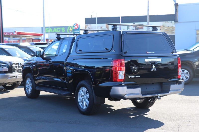 2026 Mitsubishi Triton Club Cab GLX 4WD 6AT 2.4DT, photo 2