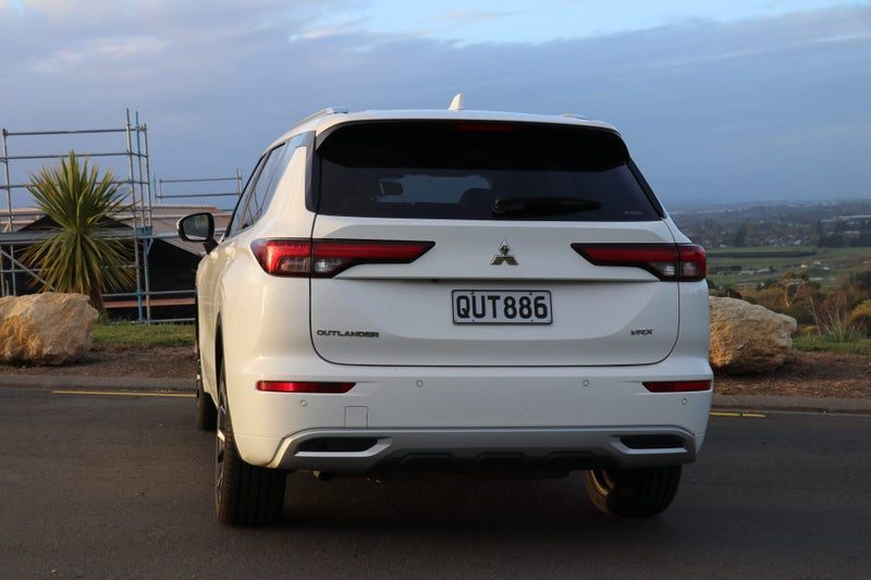 2024 Mitsubishi Outlander VRX 2.5P/4WD/CVT, photo 2