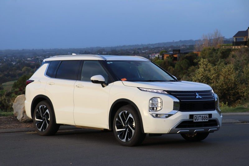 2024 Mitsubishi Outlander VRX 2.5P/4WD/CVT, photo 3
