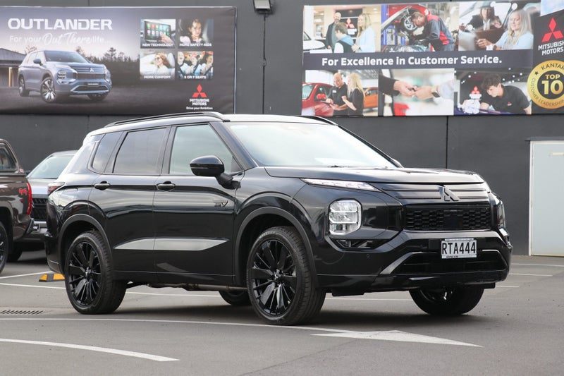 2026 Mitsubishi Outlander VRX 7 Seater