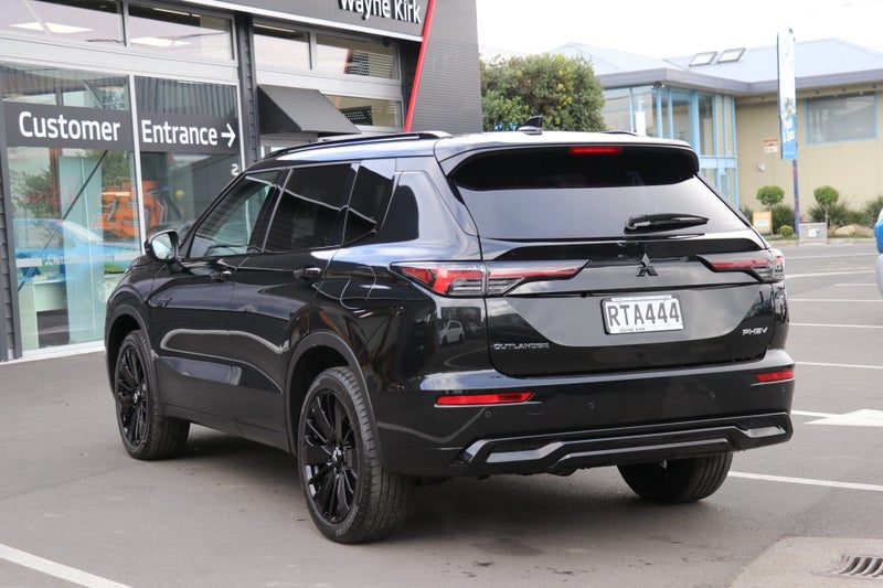 2026 Mitsubishi Outlander VRX 7 Seater, photo 2