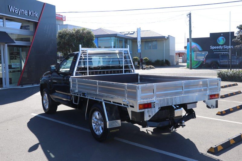 2026 Mitsubishi Triton GLX Flat Deck, photo 2