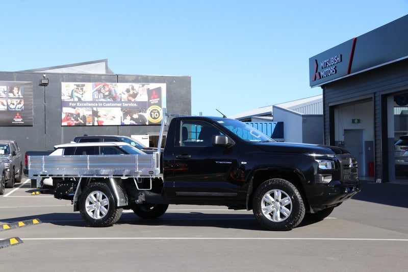 2026 Mitsubishi Triton GLX Flat Deck, photo 3