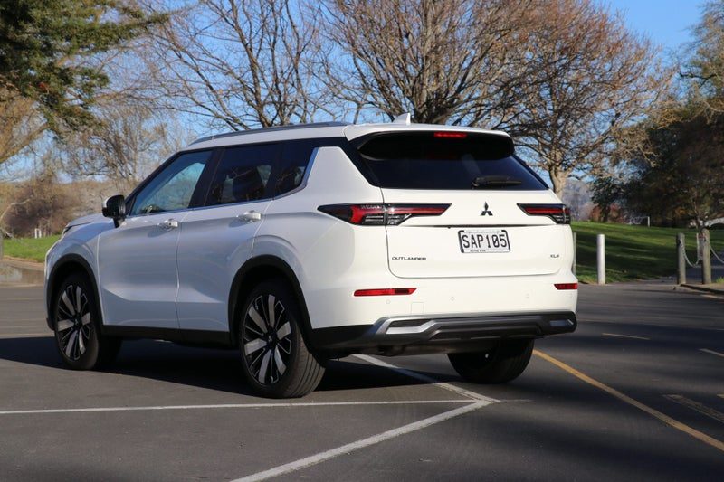 2026 Mitsubishi Outlander XLS 2WD 2.5P, photo 2