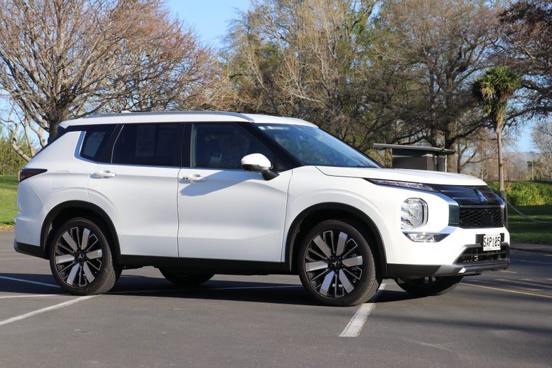 2026 Mitsubishi Outlander XLS 2WD 2.5P, photo 3