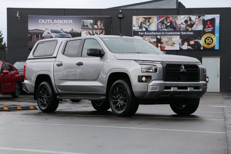 2026 Mitsubishi Triton GLX