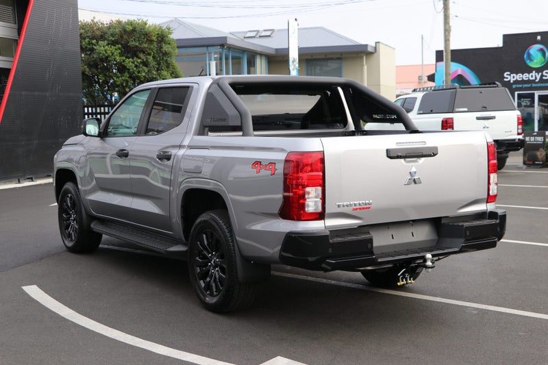 2026 Mitsubishi Triton GLX SPORT 4WD 6At ( GLXS ), photo 2