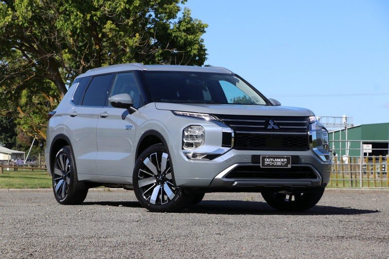 2026 Mitsubishi Outlander PHEV VRX (S-AWC)