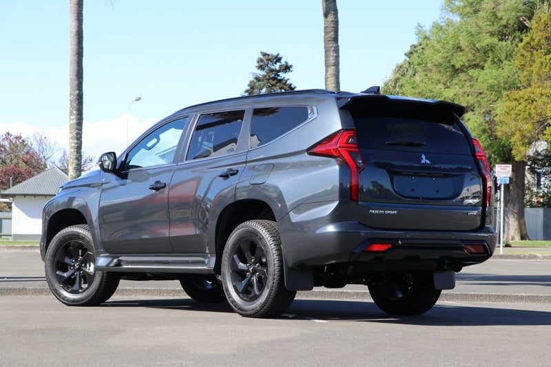 2026 Mitsubishi Pajero Sport VRXB, photo 2