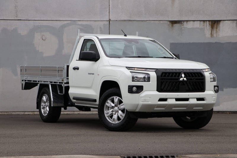 2026 Mitsubishi Triton GLX