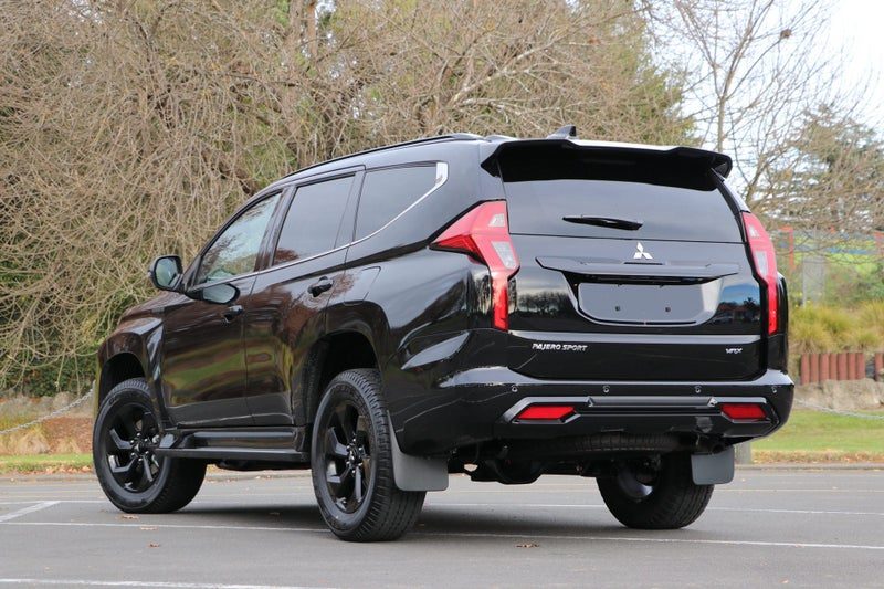 2026 Mitsubishi Pajero Sport VRX Black Edition 4WD, photo 2