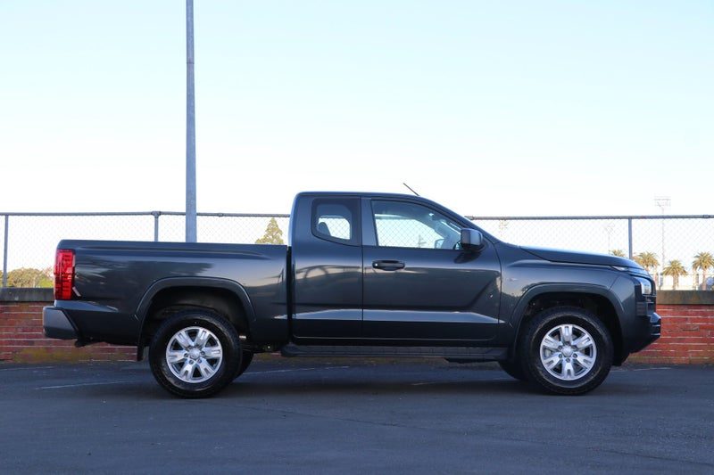 2026 Mitsubishi Triton Club Cab GLX 4WD 6AT, photo 3