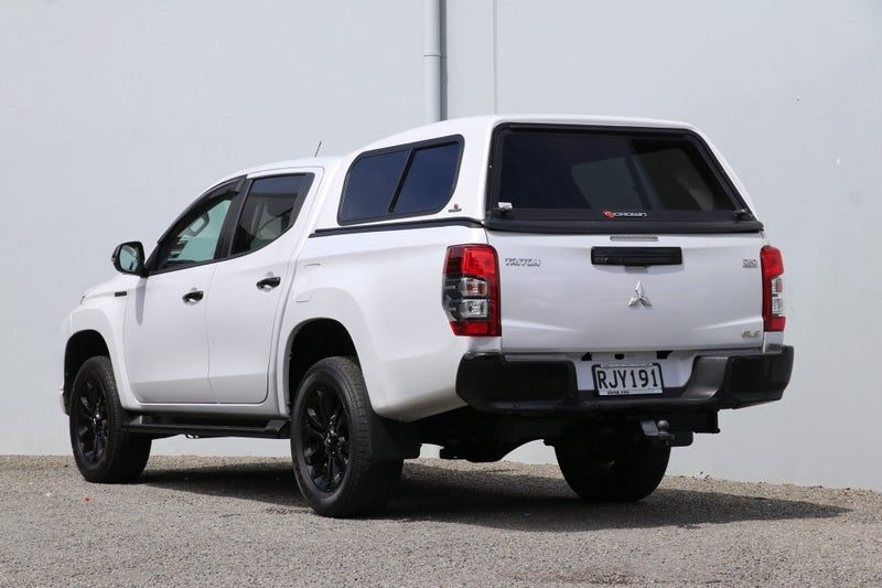 2021 Mitsubishi Triton GLS Black Edition, photo 2