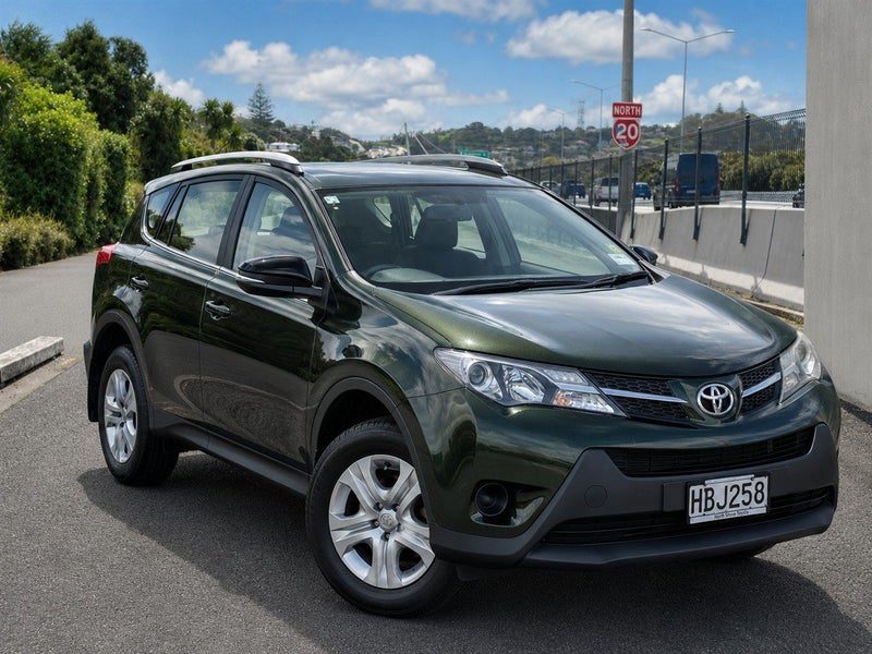2013 Toyota RAV4 LOW KMS / GX / 4WD