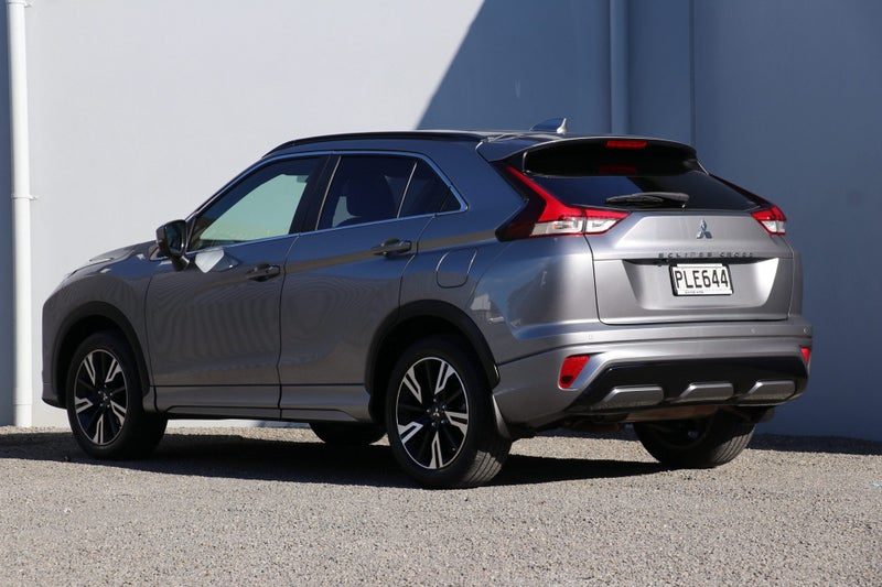 2022 Mitsubishi Eclipse Cross VRX 1.5PT/4WD/8CVT, photo 2