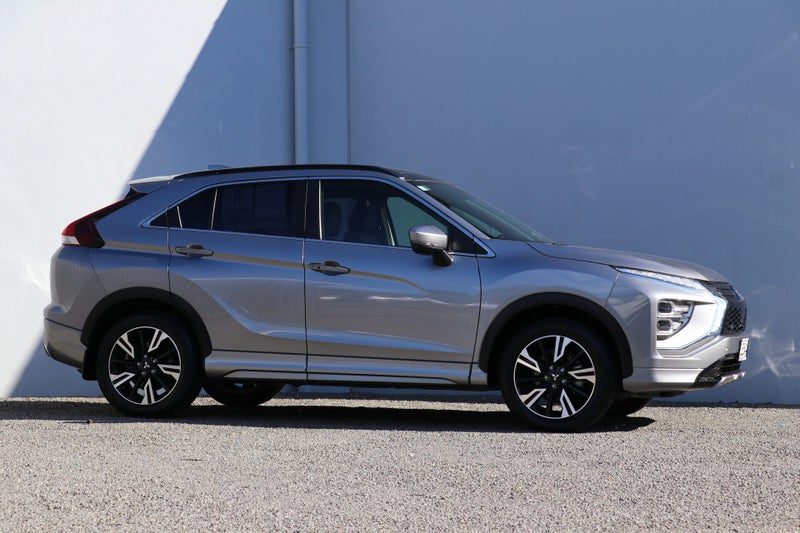 2022 Mitsubishi Eclipse Cross VRX 1.5PT/4WD/8CVT, photo 3