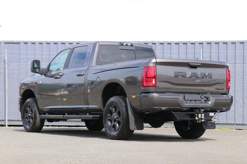 2026 Ram 2500 Laramie 6.7 Turbo Diesel, photo 2