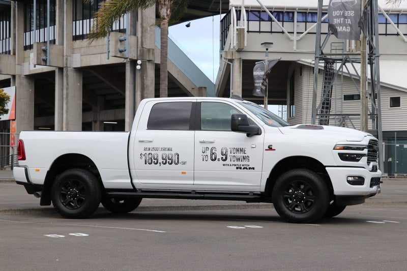 2026 Ram 2500 Laramie 6.7 Turbo Diesel, photo 3